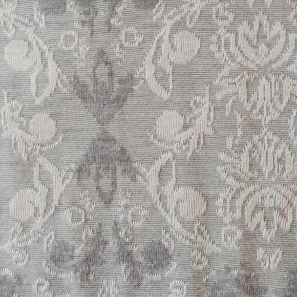 Soft, LightWeight Print Sweater - Picture 4 of 4